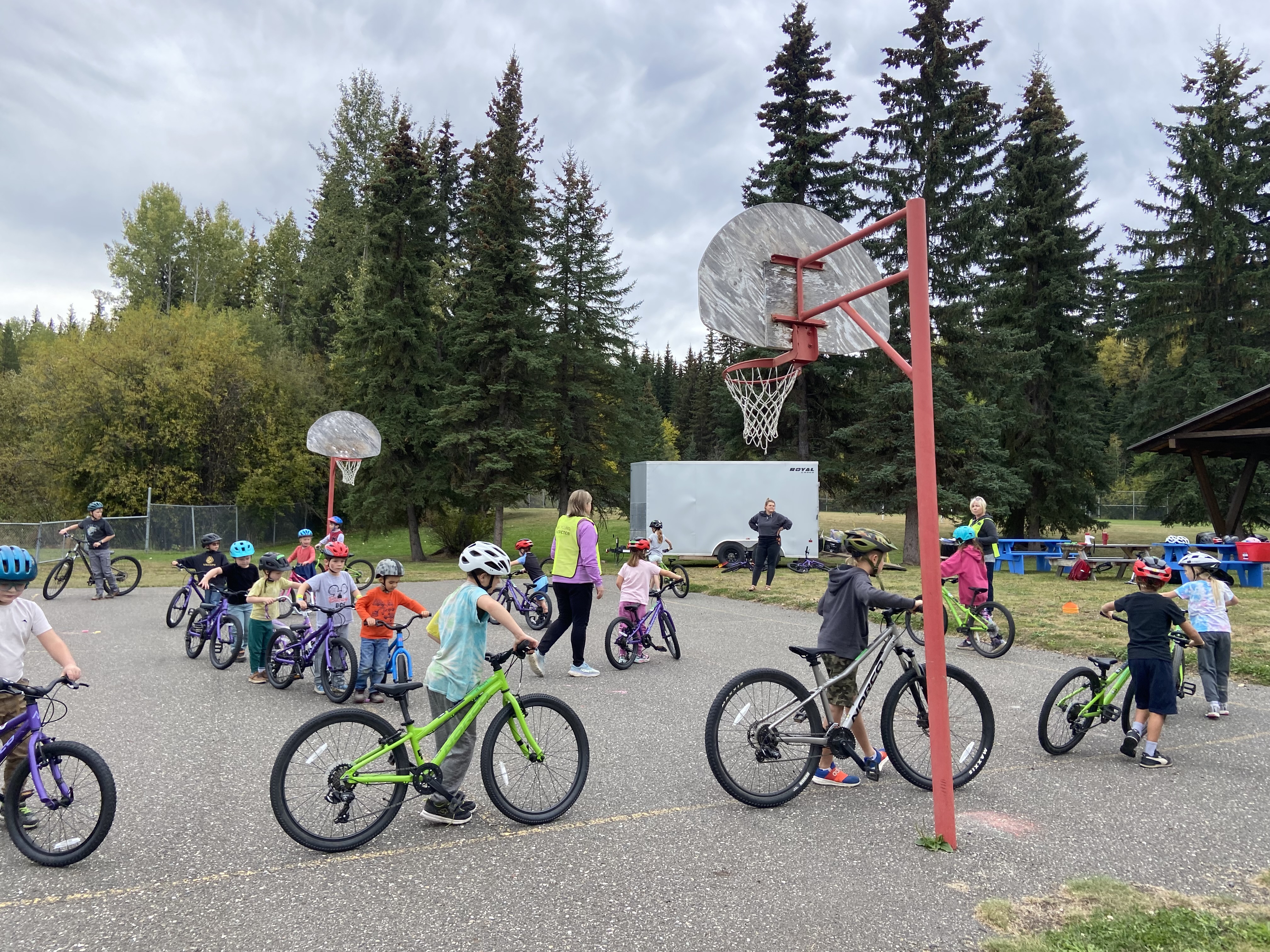 Big Lake rides 2 Sari Small